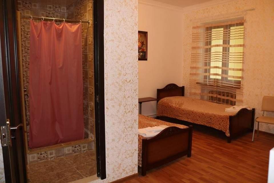 Hotel 333 เยเรวาน ภายนอก รูปภาพ