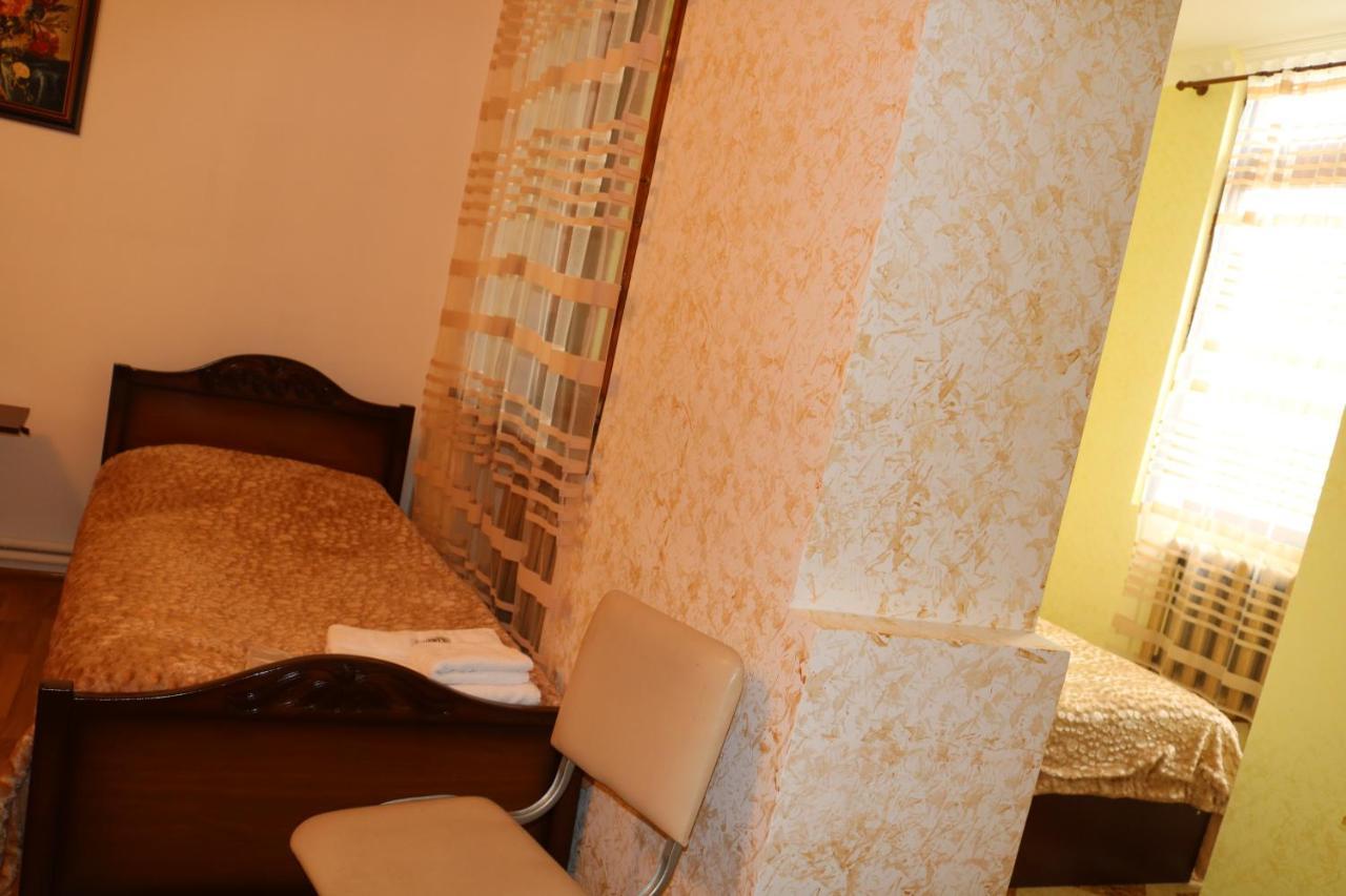 Hotel 333 เยเรวาน ภายนอก รูปภาพ