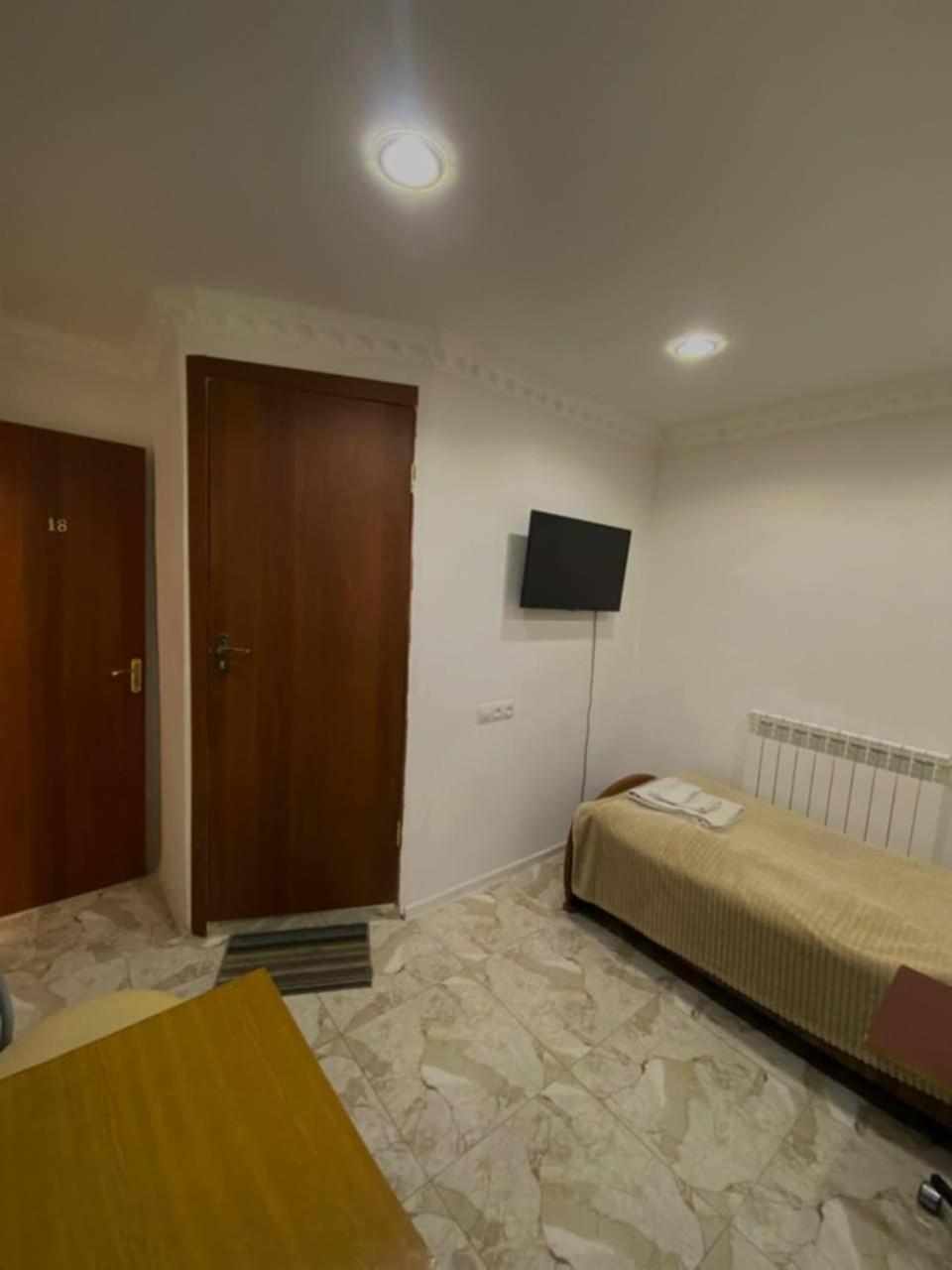 Hotel 333 เยเรวาน ภายนอก รูปภาพ